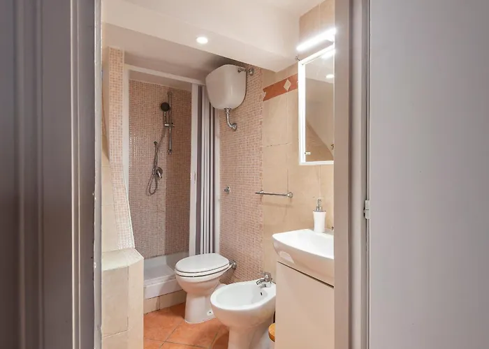 Vittorio Elegant Two Bedroom Apartment