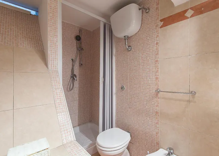 Apartment Vittorio Elegant Two Bedroom Rom